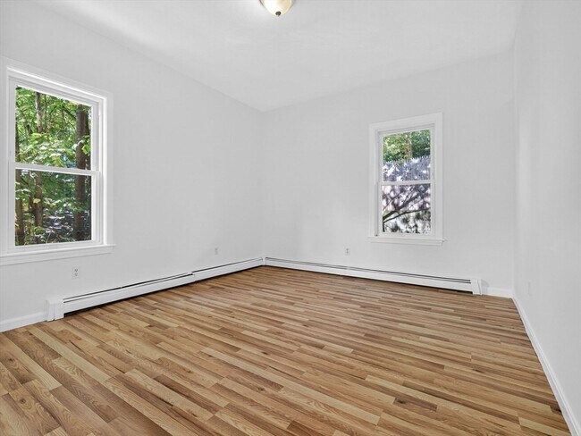 425 Medford St Unit 1##