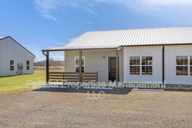 21579 County Rd 2138