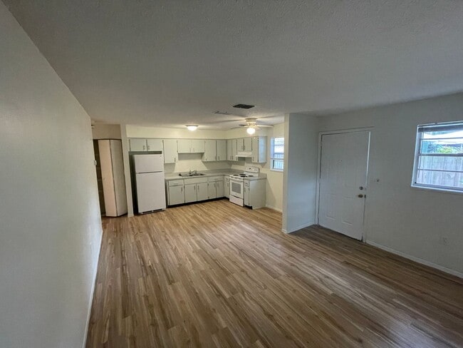 Photo - 5602 Montana Ave Unit 5602 MONTANA AVE