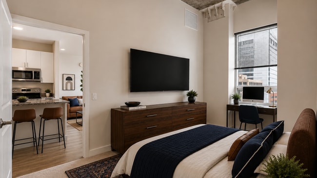 225 N Calvert