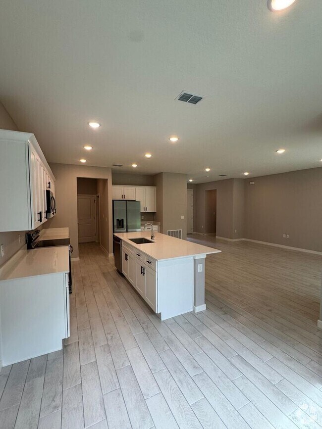 Building Photo - Brand New Single Family House