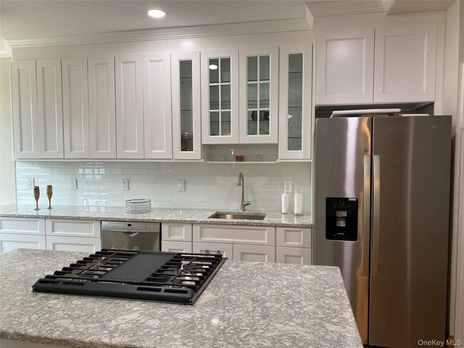 Photo - 29-28 163rd St