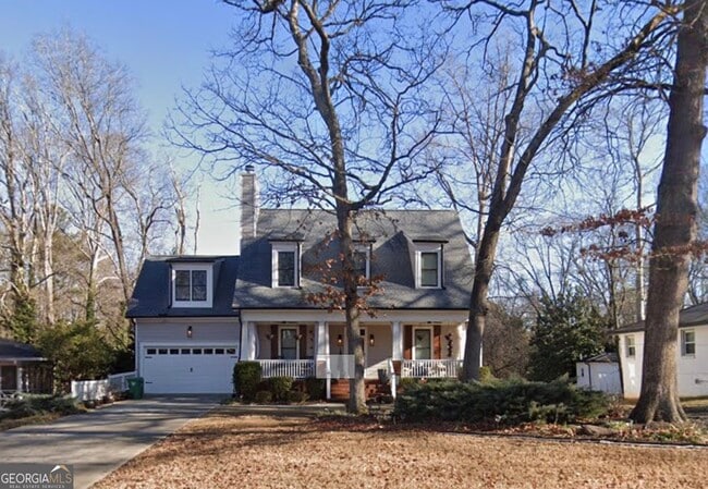 Building Photo - 1210 Oakfield Dr SE Rental