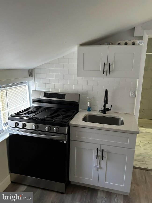 Photo - 253 Harding Ave Condo Unit 3-3