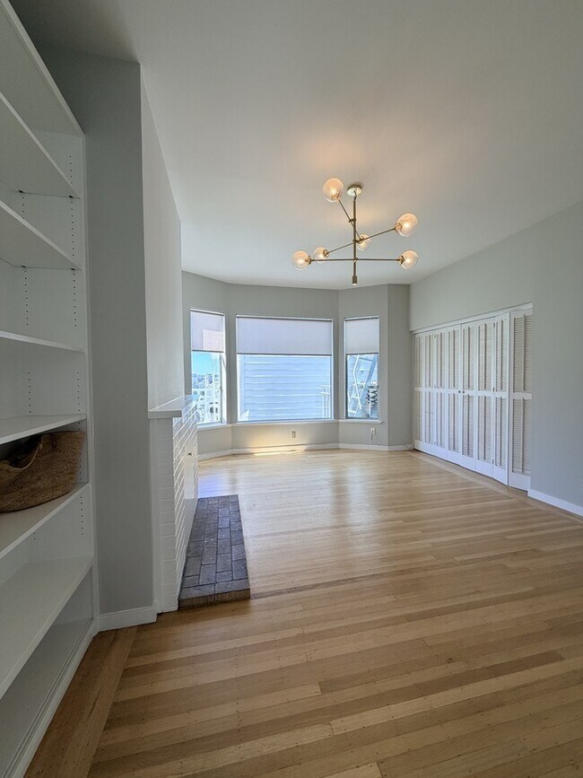 Photo - 1717 Jones St Unit 2