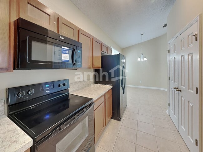 Photo - 3028 Atherley Rd