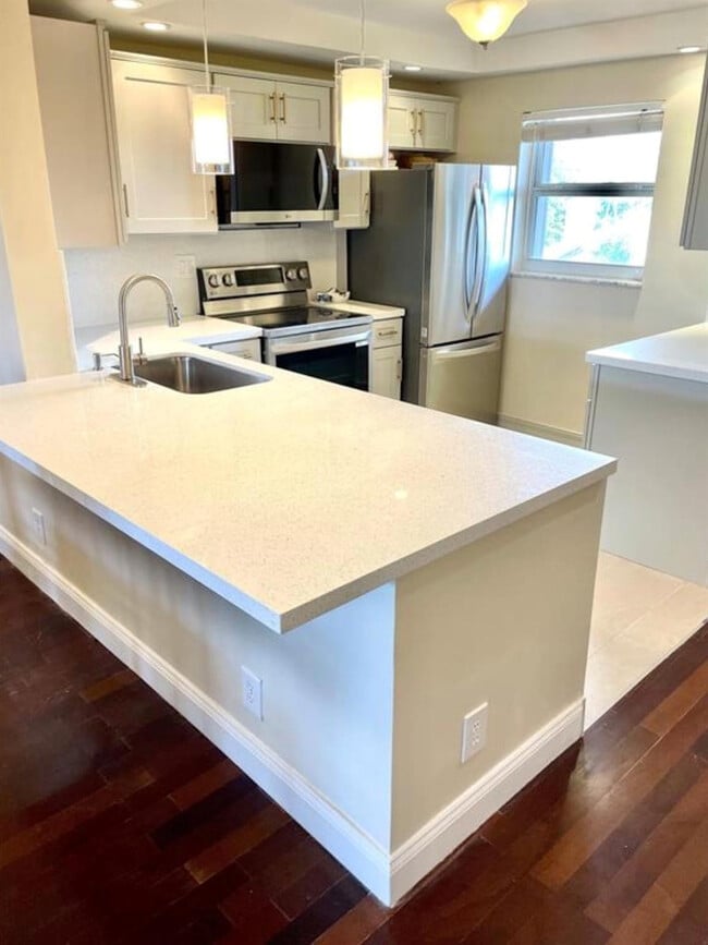 Building Photo - 1541 S Ocean Blvd Unit 416