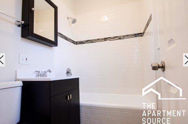 Photo - 646 W Roscoe St Unit 2