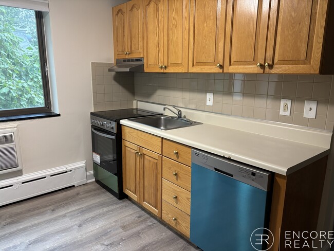 Photo - 5 Chester St Unit 33