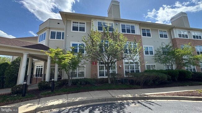 Building Photo - 2150 Troon Overlook Unit G4