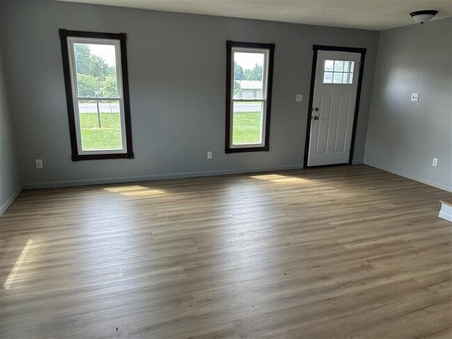 Photo - 9536 Aboite Center Rd