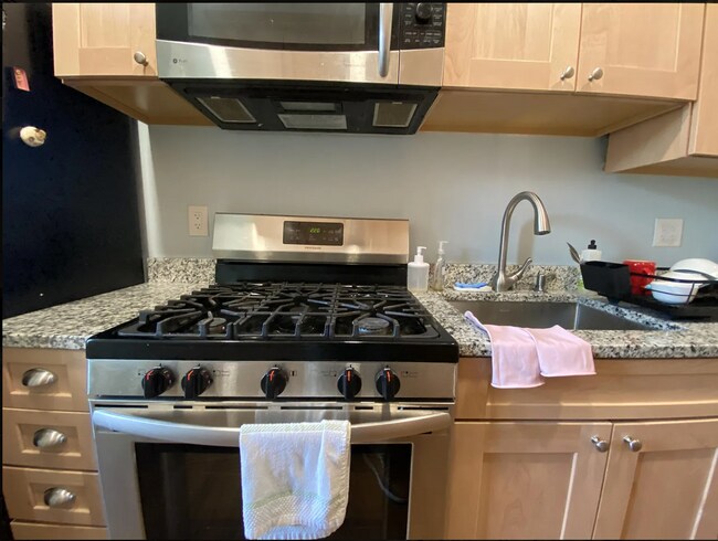 Photo - 1699 Cambridge St Unit 12A