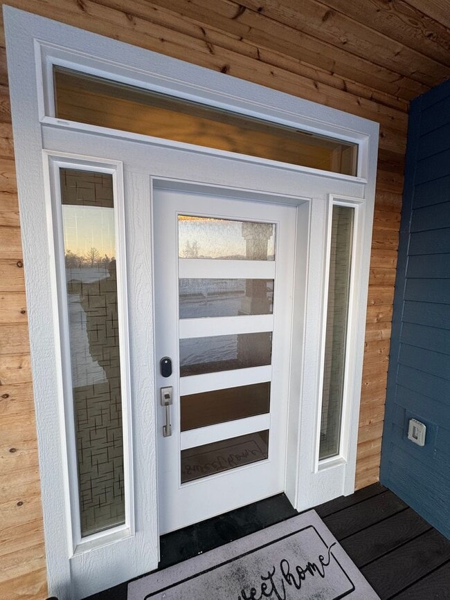 Photo - Beautiful 4 Bedroom Home in Desirable Wasi...