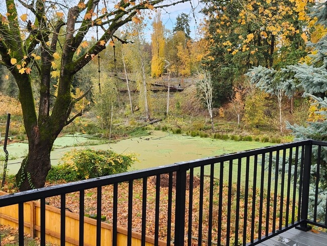 Photo - 4905 SE Harney Dr Unit 4905 SE Harney drive Portland OR 97206