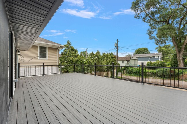 Photo - 3 Bedroom 2 Bath Beach House