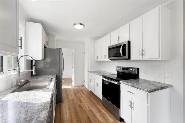 Photo - 3 Old Plank Rd Unit 2 Old Plank Road