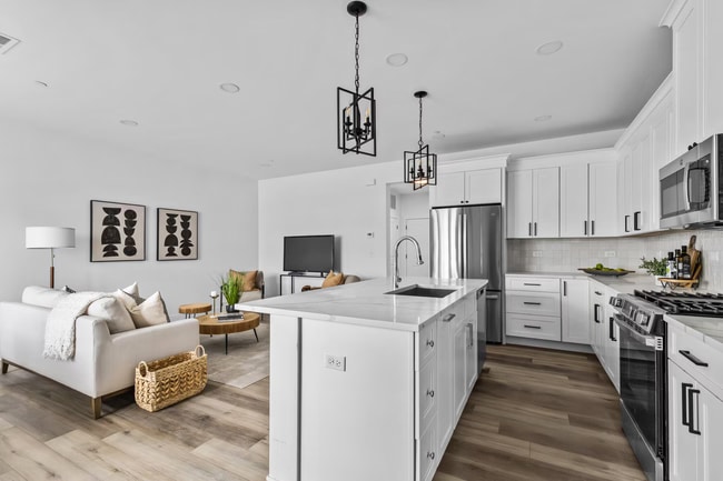 Photo - 345-363 W Bauer Rd