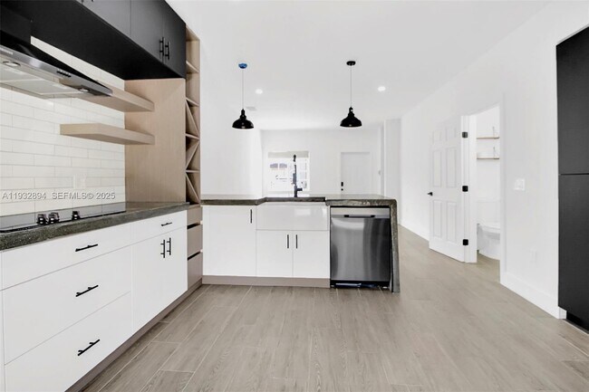 Photo - 16911 SW 137th Ct