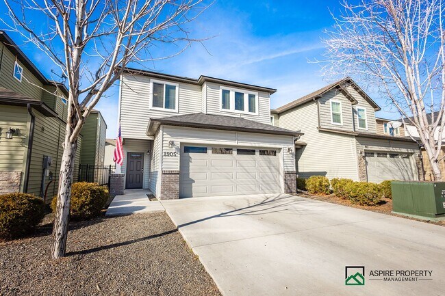 Photo - Heart of Meridian 4 Bed 3 Bath