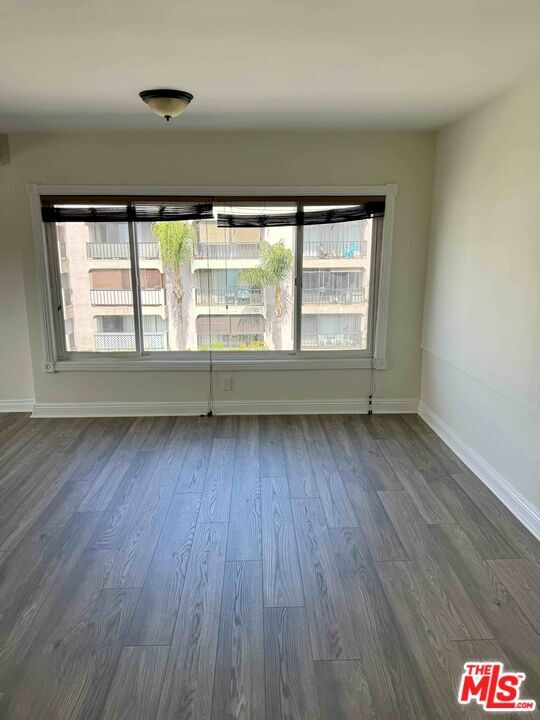 335 Cedar Ave Unit 415