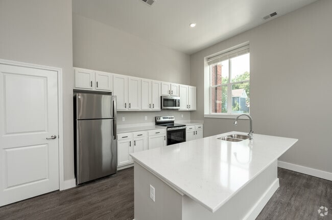Building Photo - The Assumption on Blaine Rental