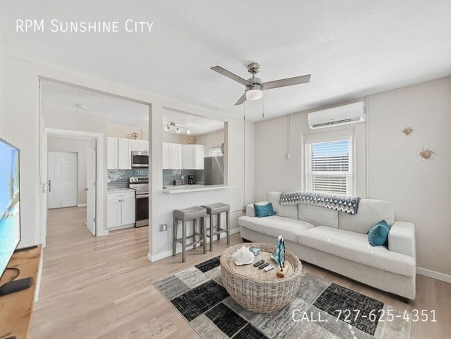 Photo - 14135 Palm St Unit 3