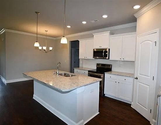 Photo - 331 River Rock Dr