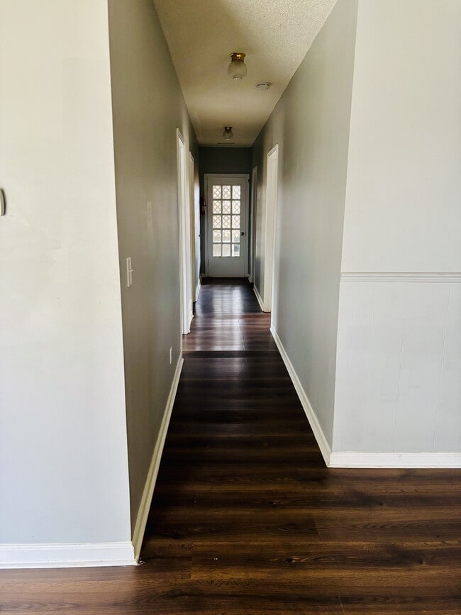 Photo - 645 Dawson Rd