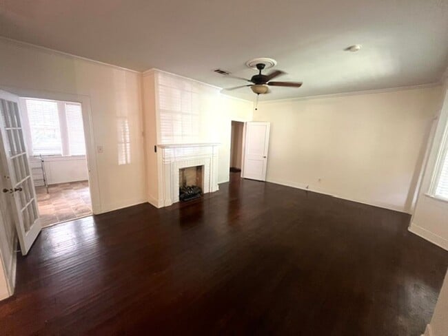 Photo - Move in Special: 1/2 off First Month's Rent - Located in the incredible Belhaven Historic District