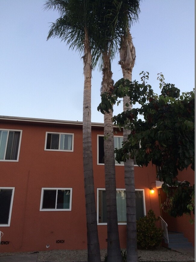 Building Photo - 9000 W 24th St Unit 1 bedroom