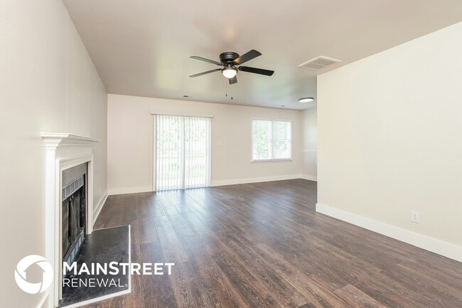 Photo - 1805 Greencedar Ln