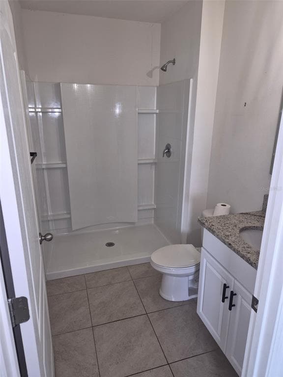 225 Caryota Ct