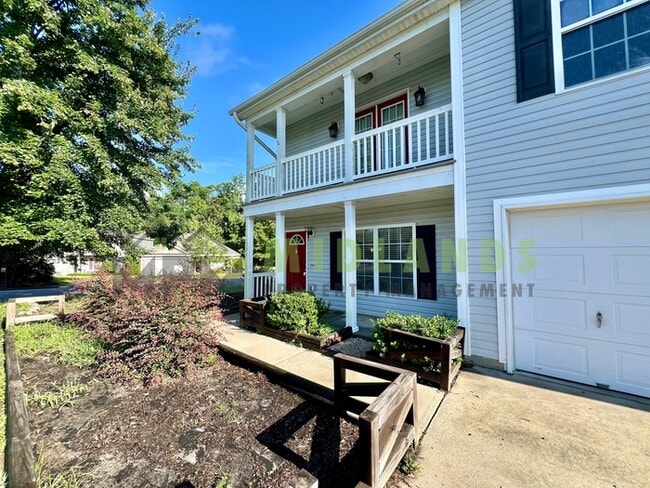 Photo - 101 Baltic Ct