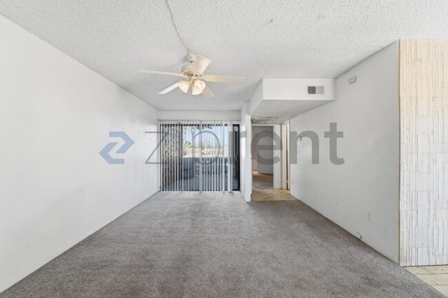 Photo - 4950 N Miller Rd