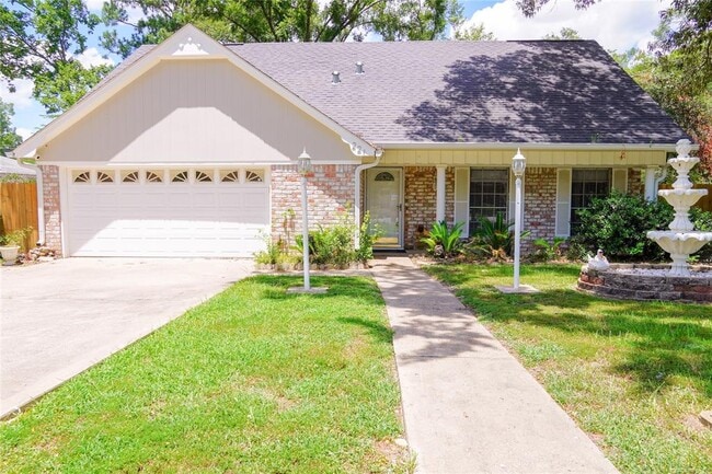 Building Photo - 221 Normal Park Dr Rental