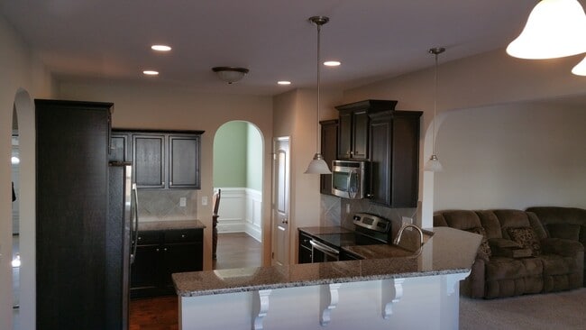 Photo - Big Beautiful and Available