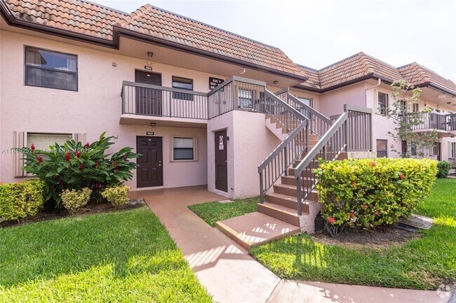 Building Photo - 10624 NW 10th St Unit 103 Rental