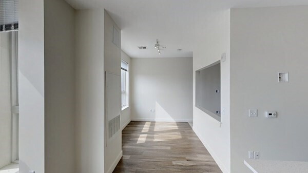 Photo - 180 Eastern Ave