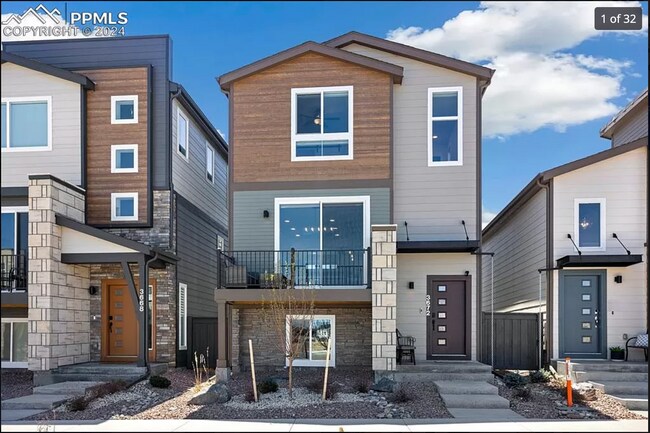 3672 Greenways Main Blvd  