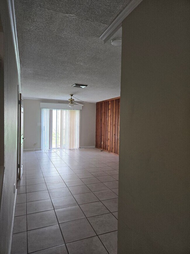 Photo - Palms West Condo-Oncu Unit P2325 #156