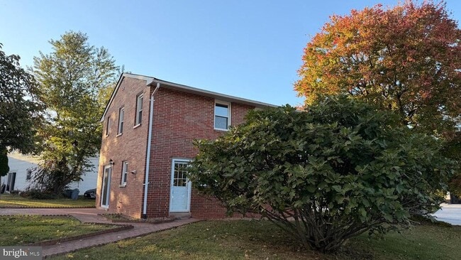 Photo - 6820 Cherokee Dr