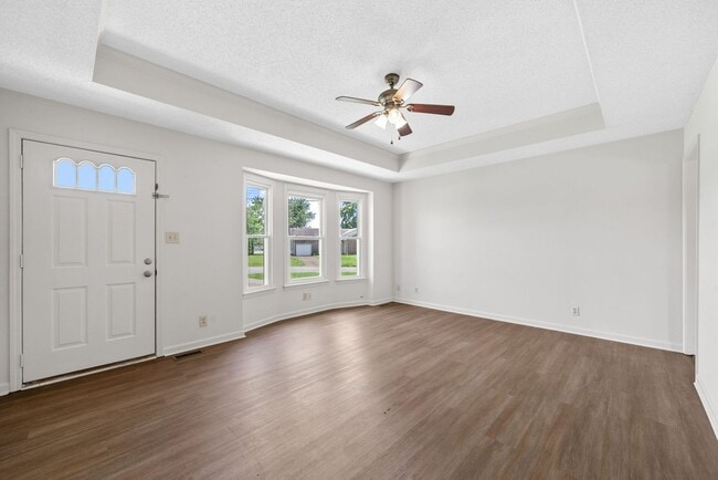 Photo - 3 Bedroom Pet Friendly Home For Rent Near 101st Parkway!