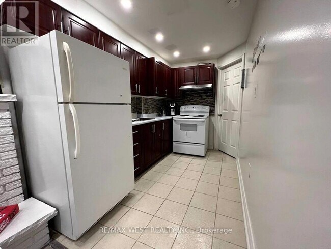 Photo - 11A St Andrews Blvd