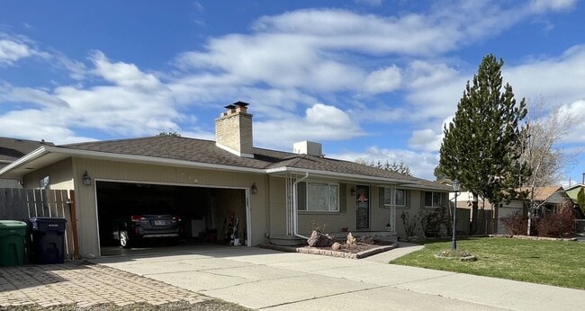 Building Photo - 1736 E Tramway Dr