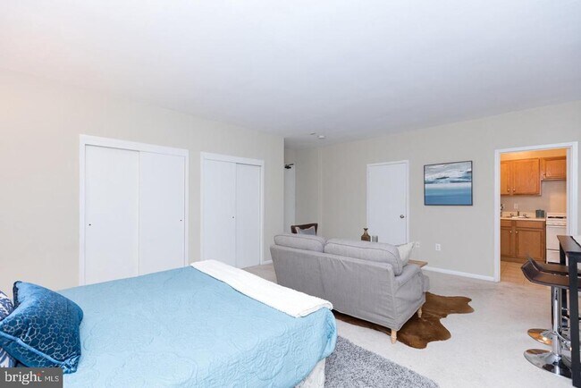 Photo - 135 S 19th St Unit 1002