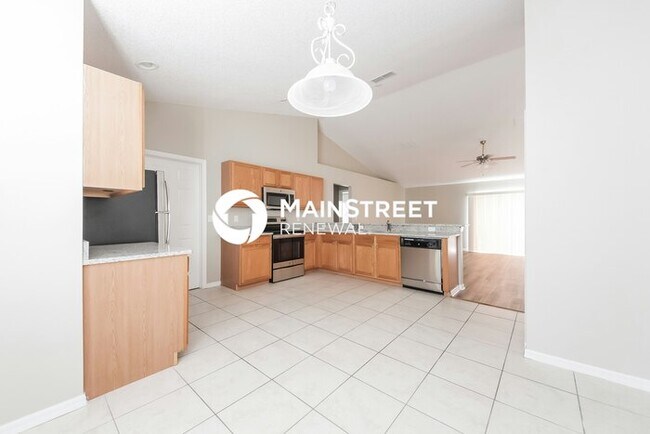 Photo - 4 Bedroom Pet-Friendly Home in Kissimmee, FL with Main Street Renewal