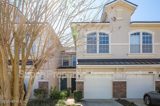 Building Photo - 6092 Bartram Village Dr