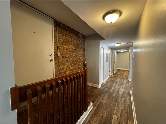 Entrada - 5003 N Sawyer Ave Unidad GDN