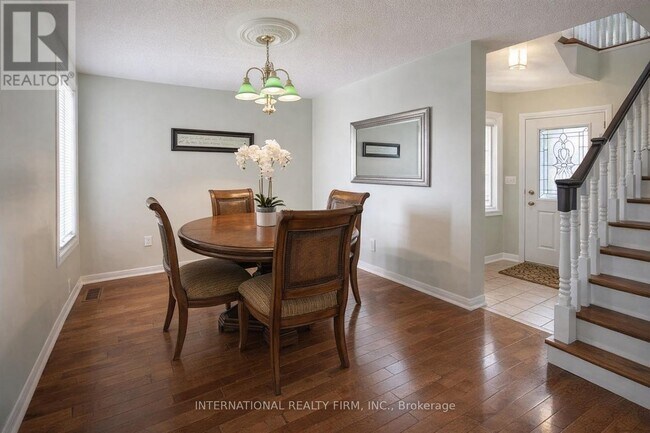 Photo - 3259 High Springs Crescent