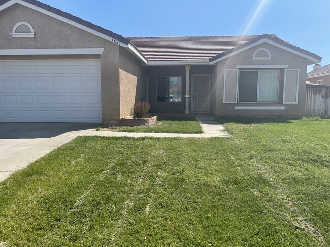 Coming Soon! 3+2 - Coming Soon! 3+2 House